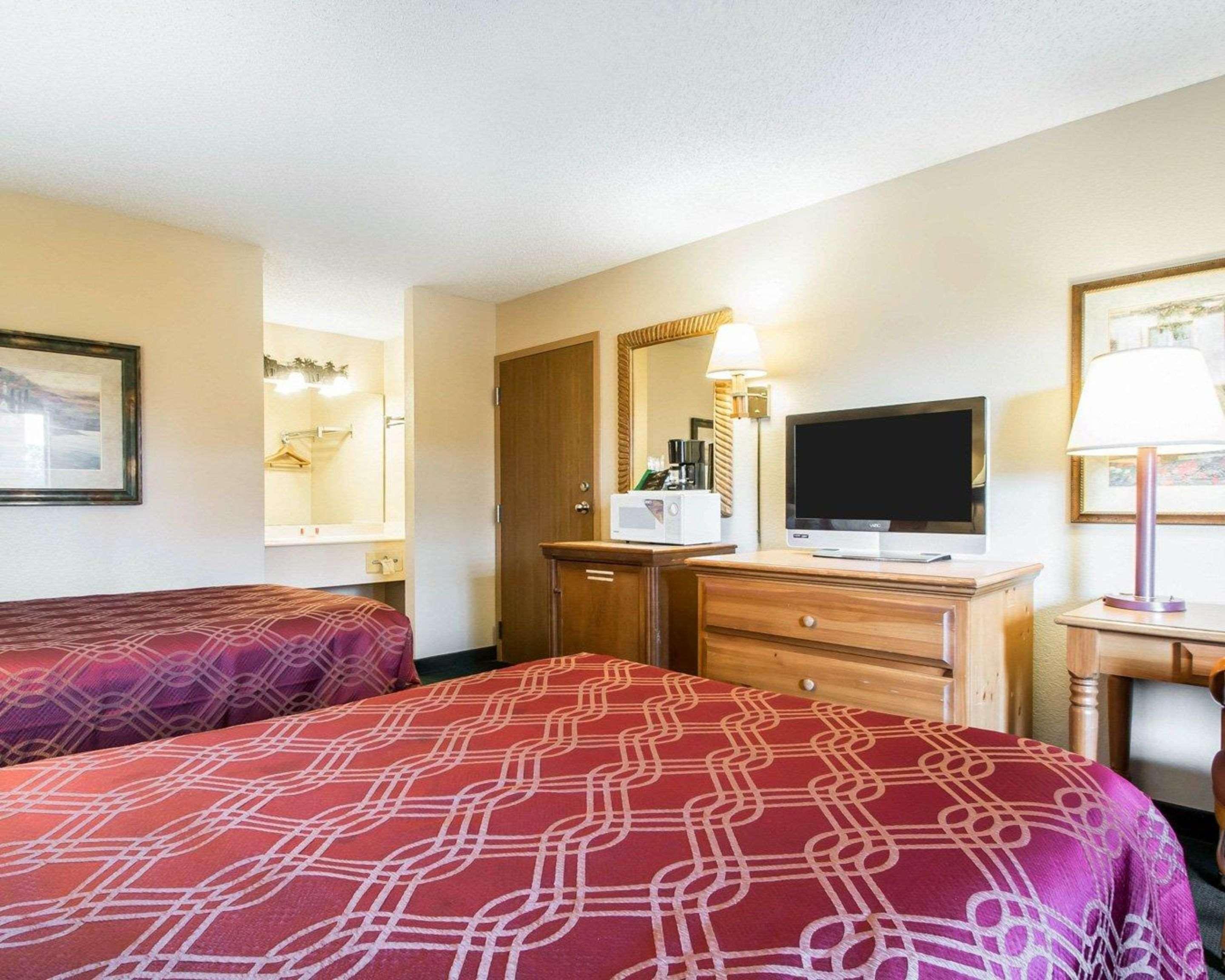 Econo Lodge Springfield I-44 Esterno foto