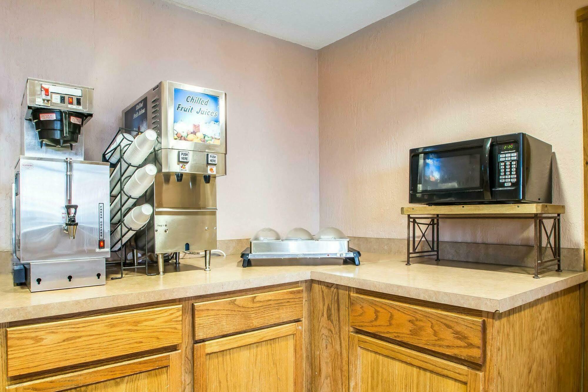 Econo Lodge Springfield I-44 Esterno foto